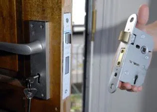 Aqua Locksmith Store Orlando, FL 407-382-4014 - 6-Locks-Replace